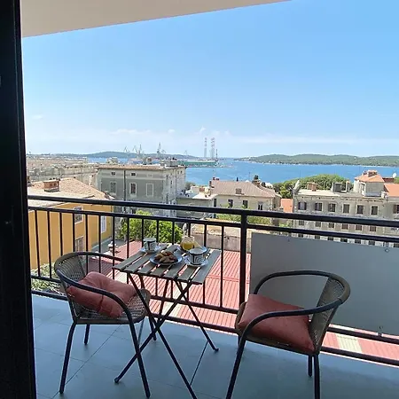 Vista Center Apartment Pula