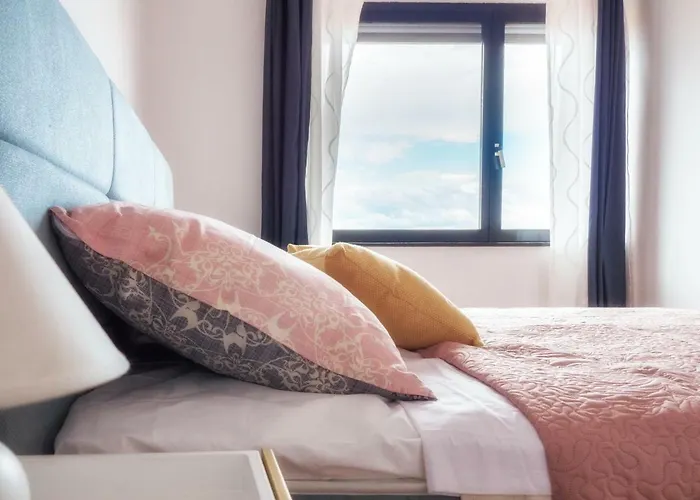 Vista Center بولا