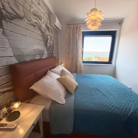 Vista Center プーラ